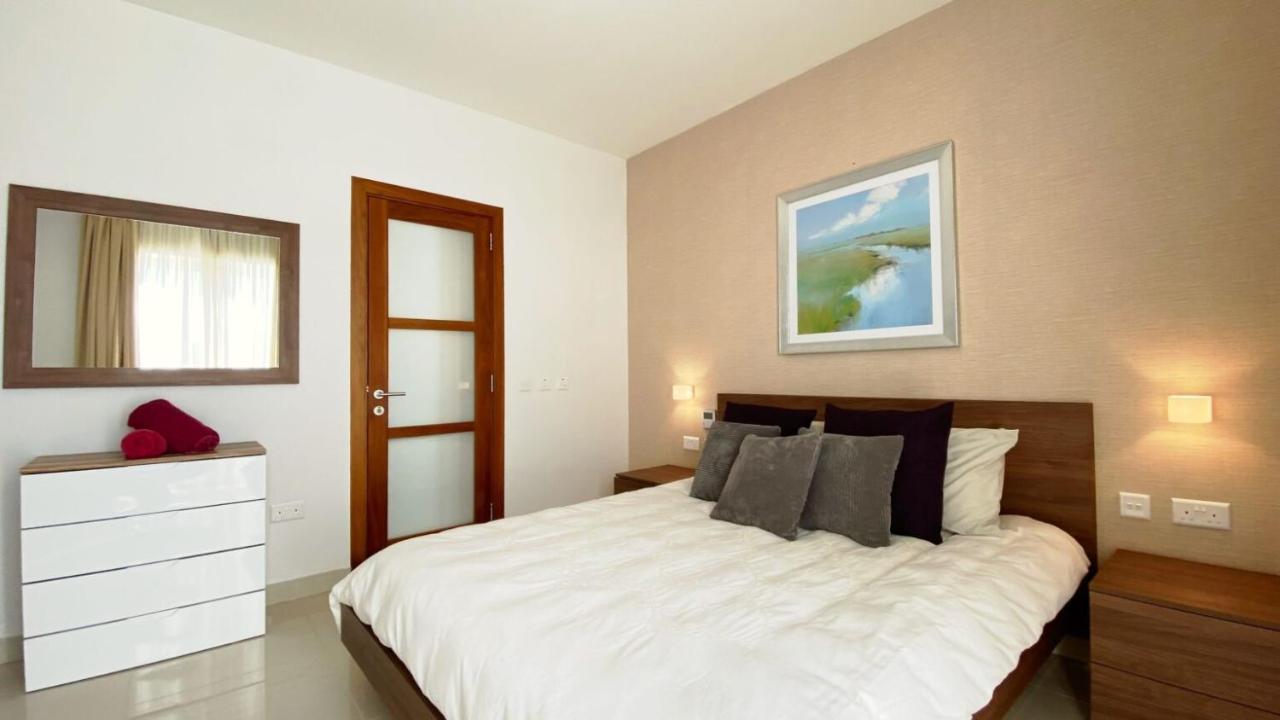 Point Sliema Sea Front Exterior foto